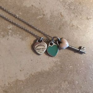 RETURN TO TIFFANY® Mini Double Heart Tag with Key